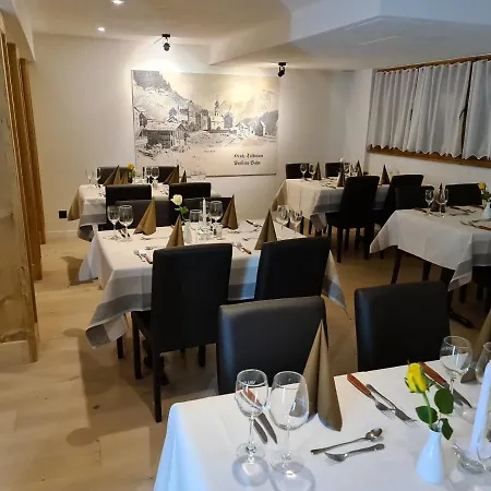 Ochsen By Mountain 3*