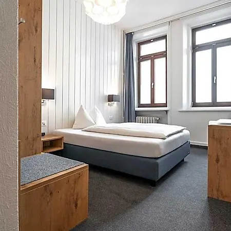 Ochsen By Mountain Hotel