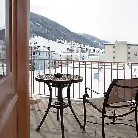Ochsen By Mountain Davos