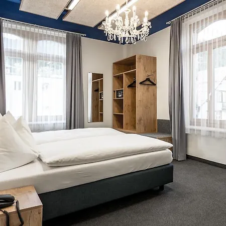 Hotel Ochsen By Mountain