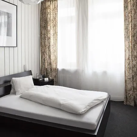 Ochsen By Mountain Hotel