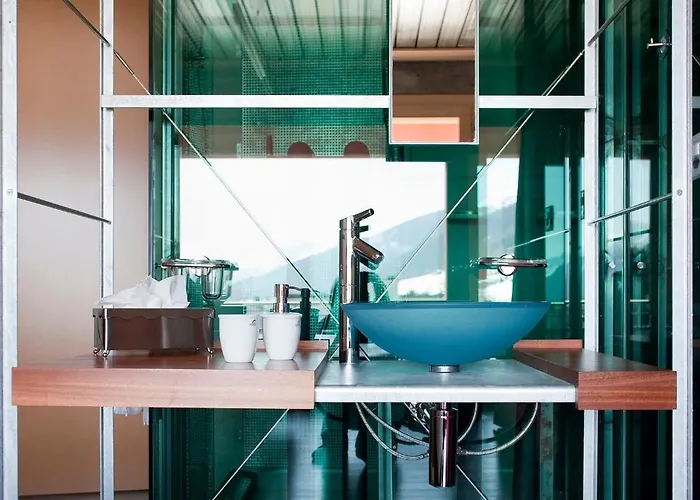 Отель Ochsen By Mountain