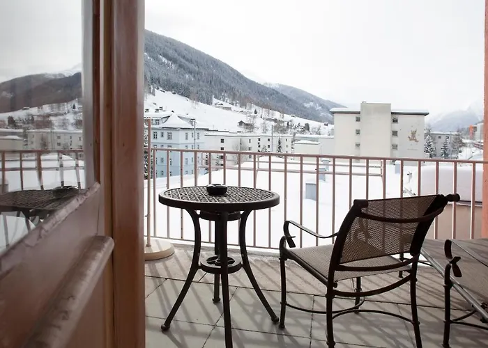 Ochsen By Mountain 3*