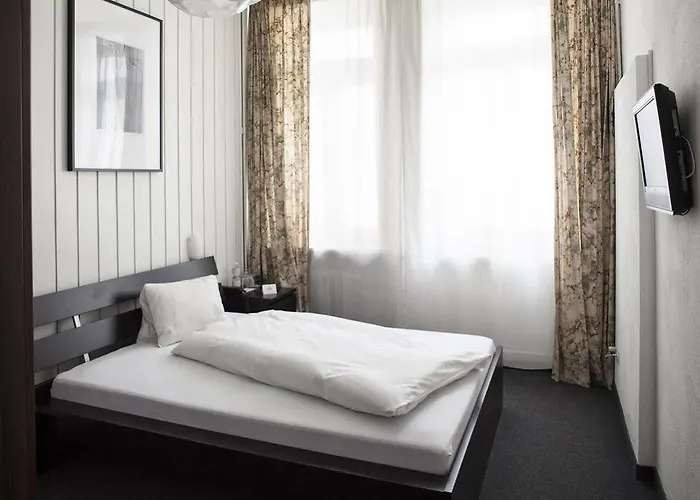 Ochsen By Mountain Hotel