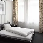 Ochsen By Mountain Hotel