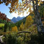 Hotel Ochsen By Mountain 3*